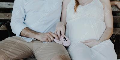 다른 남자에 의해 임신한 아내 영화