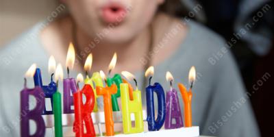 생일 케이크에 촛불을 불어 영화