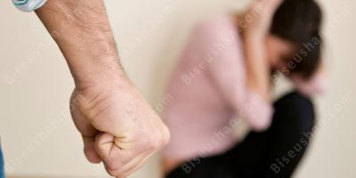 남편이 아내를 때린다 영화